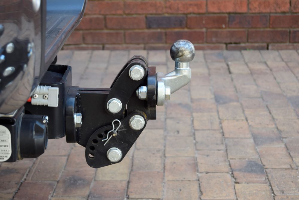 Jacana Large 50x50 Square bar- 250mm Adjustable Tow Hitch  SABS Approved